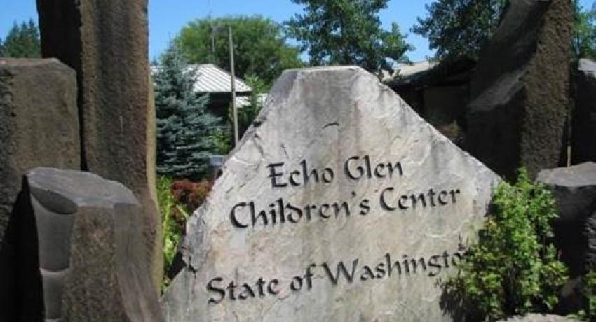 Image of Echo Glen Children's Center entrance sign. 